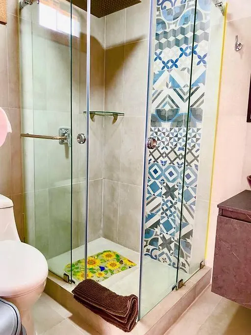 Piscina Caliente, Reuniones De Amigos, Familias Y Fiestas Villa Quito