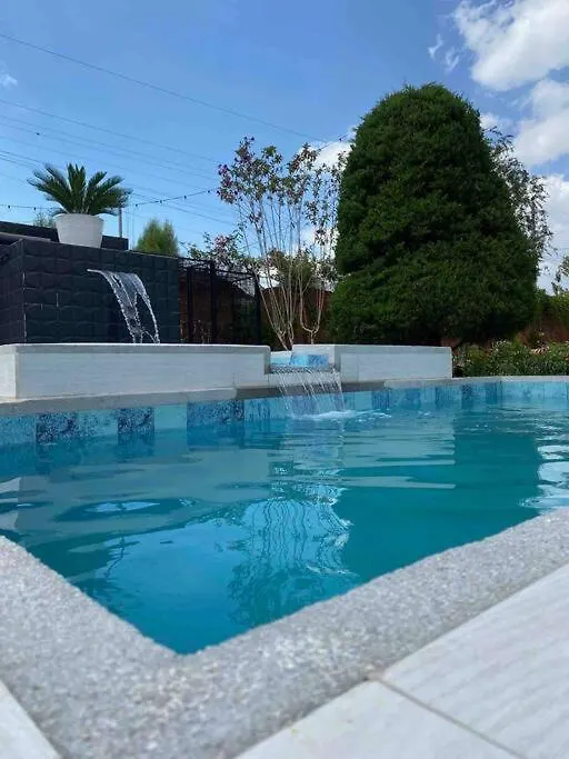 Piscina Caliente, Reuniones De Amigos, Familias Y Fiestas Villa Quito Holiday home