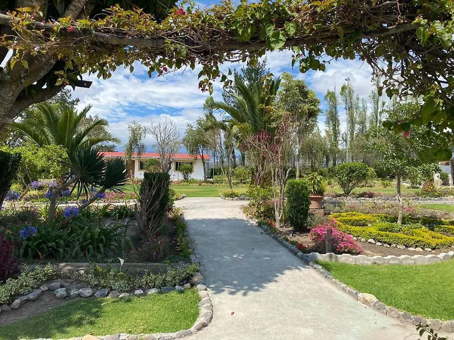 Holiday home Piscina Caliente, Reuniones De Amigos, Familias Y Fiestas Villa Quito Ecuador