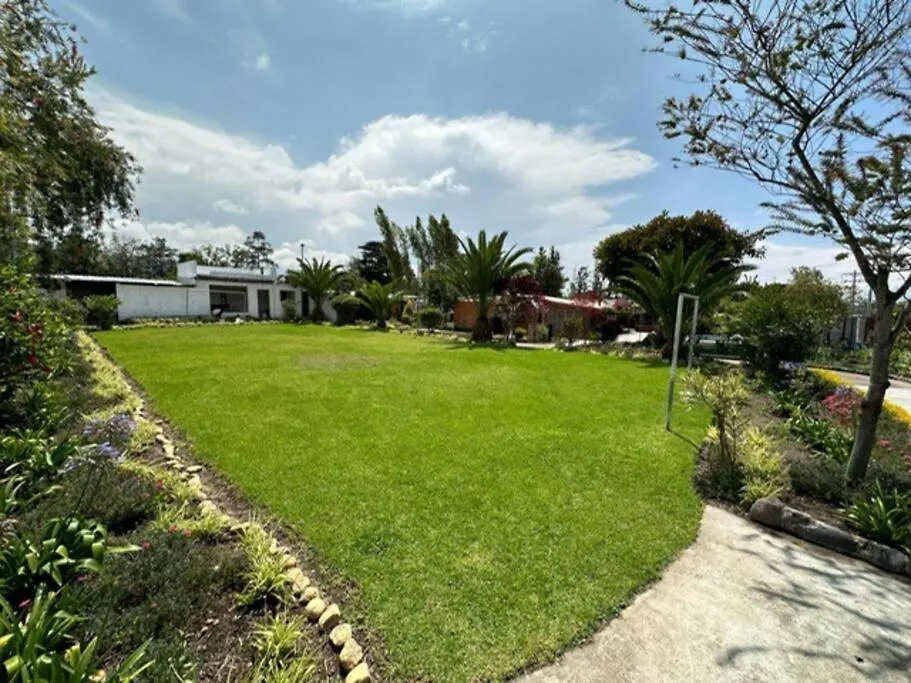 Prázdninový dům Vila Piscina Caliente, Reuniones De Amigos, Familias Y Fiestas Quito