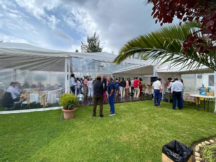 Vila Piscina Caliente, Reuniones De Amigos, Familias Y Fiestas Quito Prázdninový dům